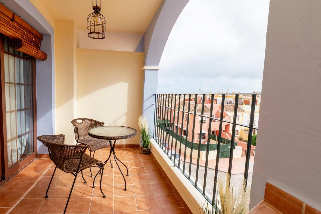 Atico Con Terraza-Solarium Y Piscina 4-6 Personas Wifi A/C Apartment Roda Exterior photo